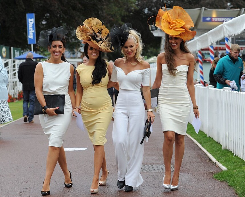 ladies race day outfits